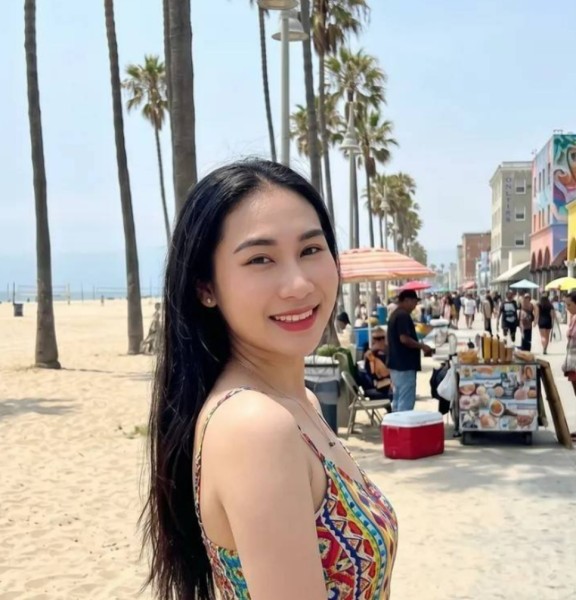 Celia, 36, Chiavari