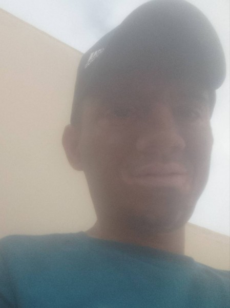 Hameza, 35, Ekwari