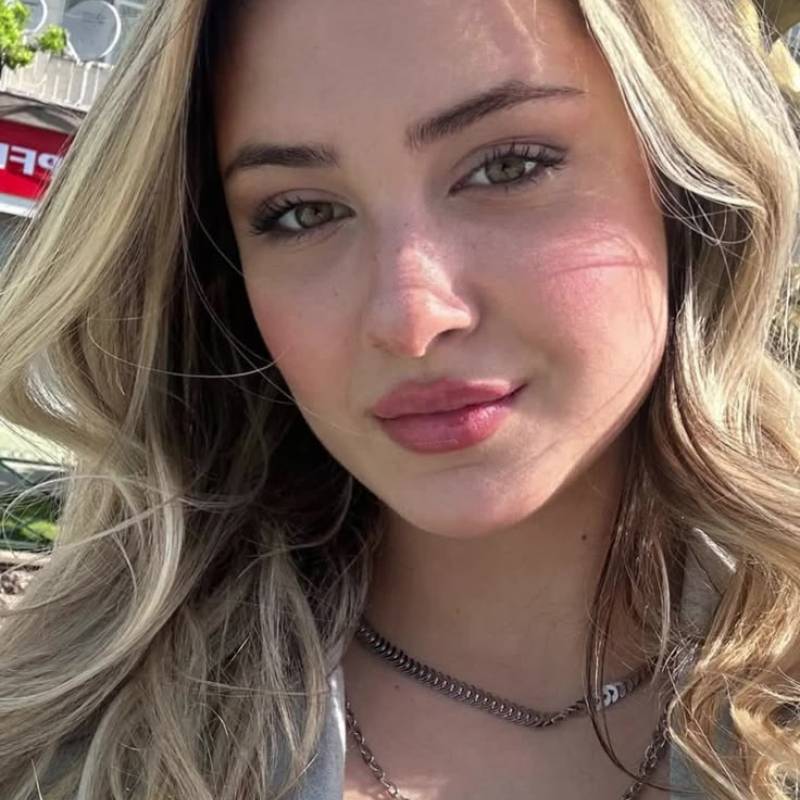 Wendy, 31, Neqab