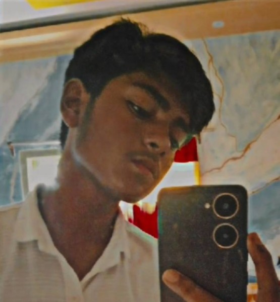 Shivam, 19, Iwanai