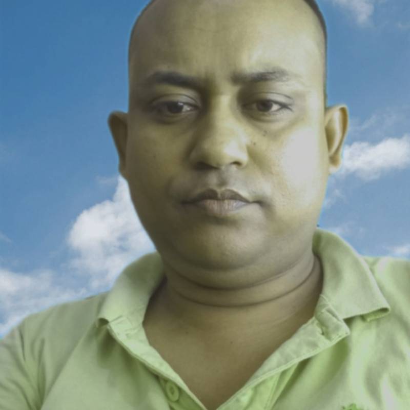 Doyal, 41, Zeerust