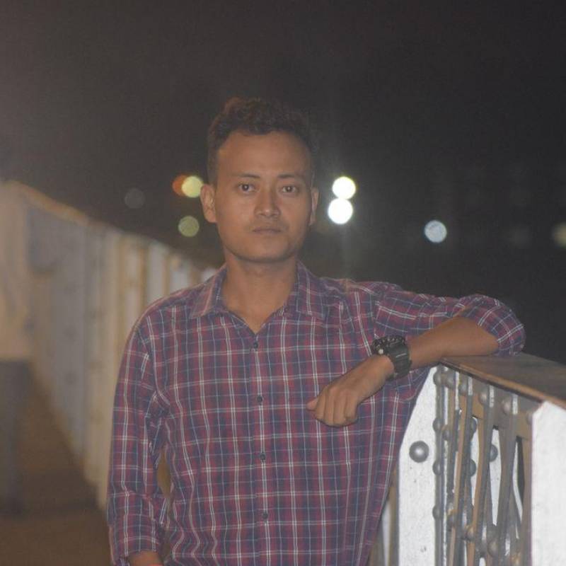Deb, 29, Toulal