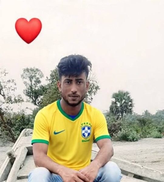 Azizul, 30, Bucha