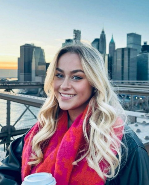 joanne, 49, Zurich