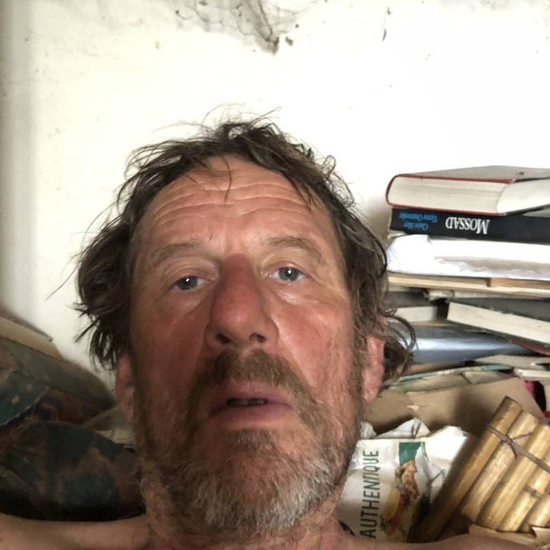 Andrew, 51, Tlanaro
