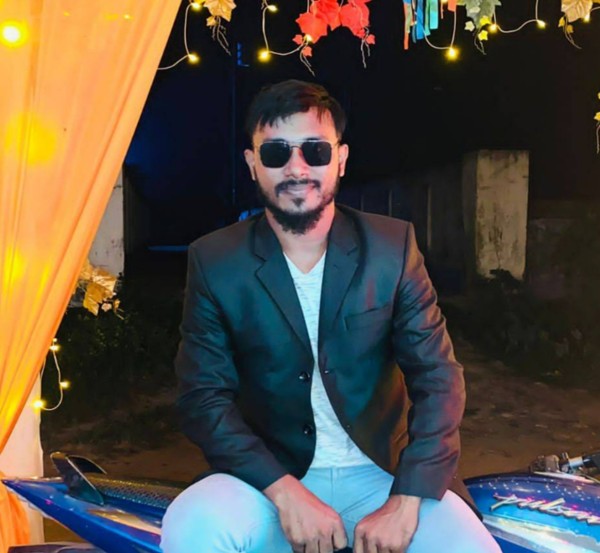 HABIB, 28, Port Perry