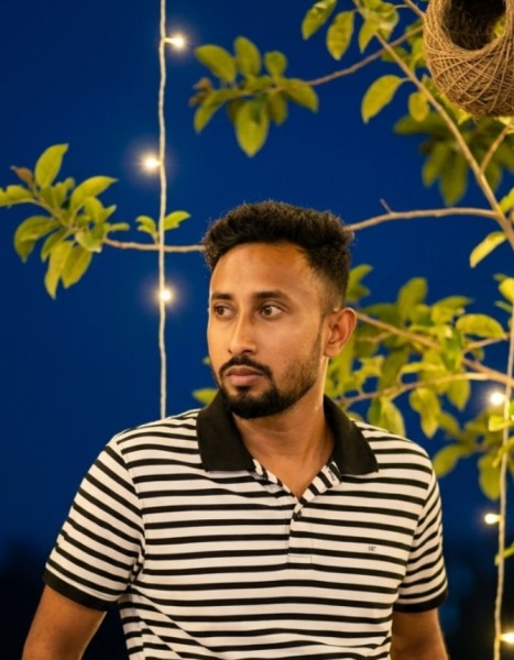 Md Bellal Hossain, 26, Thatha