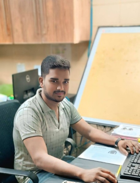 MD MIRAZ, 26, Ahlen