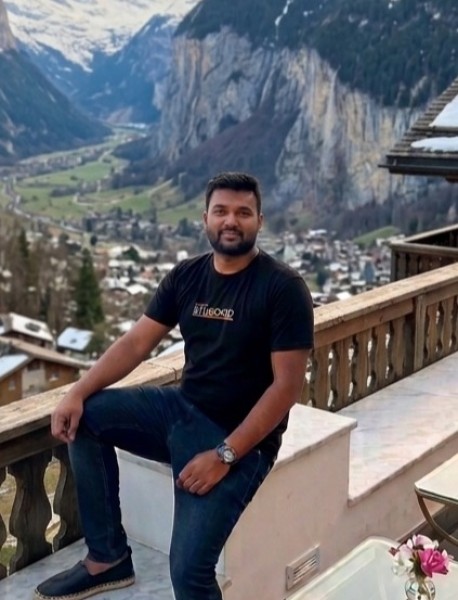 Shohag, 30, Moss