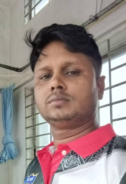 Papau, 29, Rs Baalbek