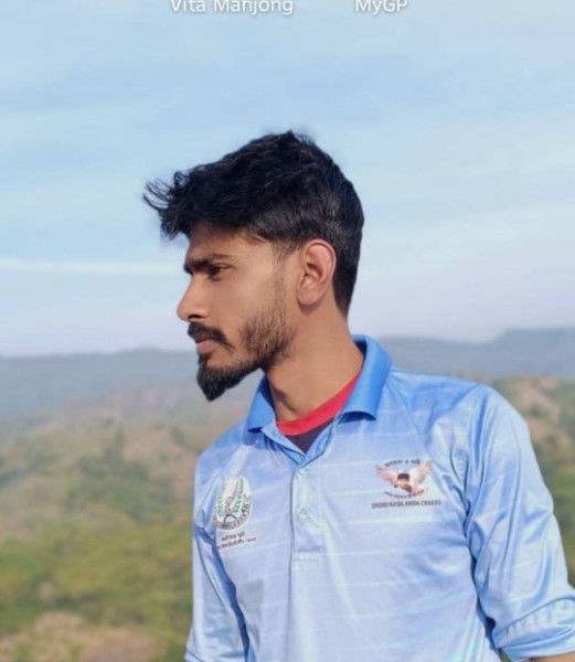 Rinko12, 27, Kanonjich