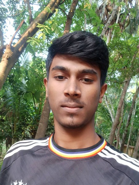 Nirob, 18, Brugg