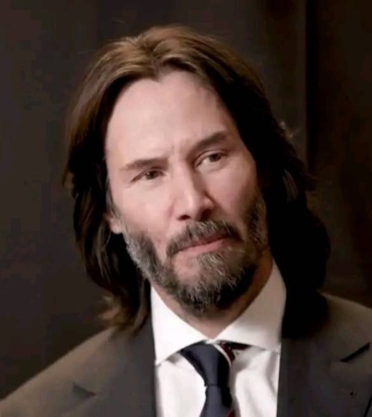 Keʌŋʋ ʀeeves, 61, Aargau