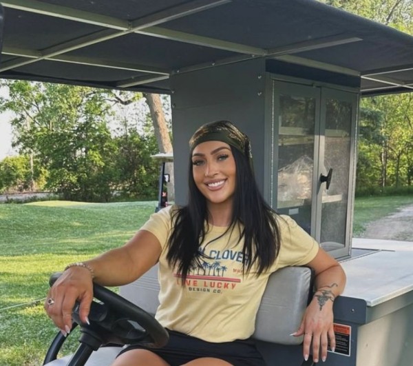 Melissa, 34, Bsel