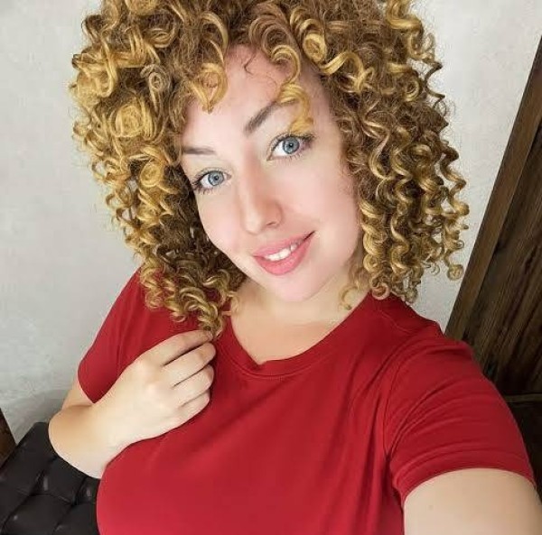 Hanna zimm, 36, Linganore