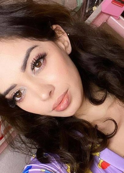 Becky Hector, 35, Krishnarajpur