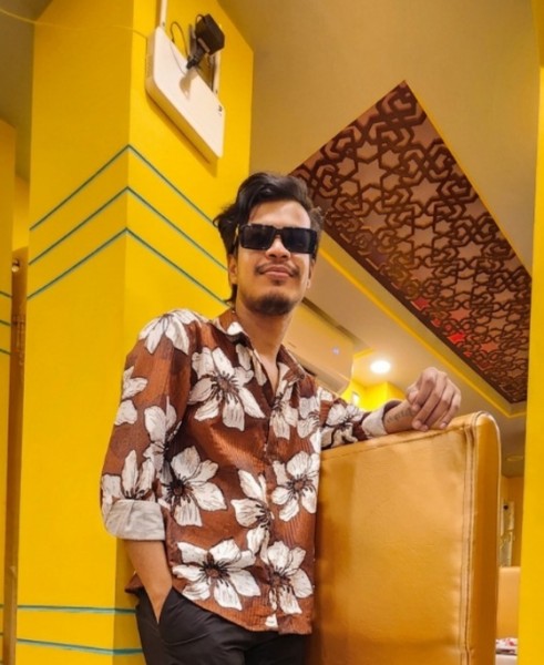 Ariyen Shakib, 26, Lukaya