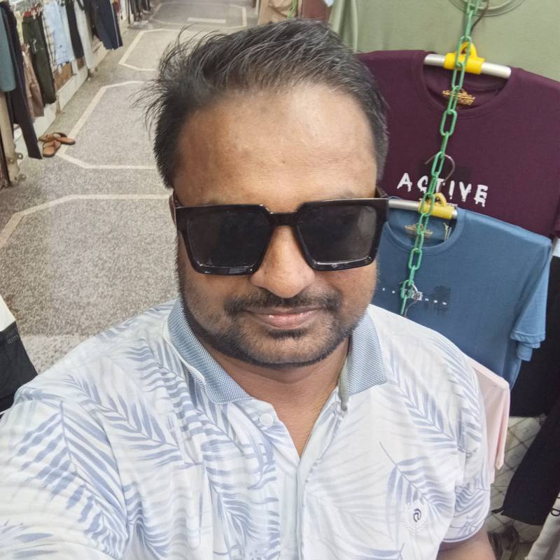 Anik, 32, Xaignabury