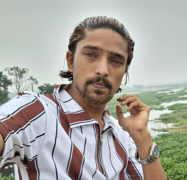 Khan Emon, 31, Cadereyta