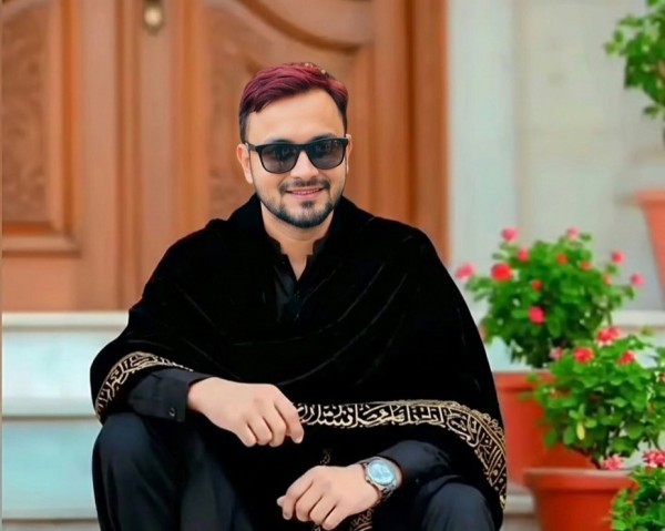RAJ, 31, Dobbs Ferry