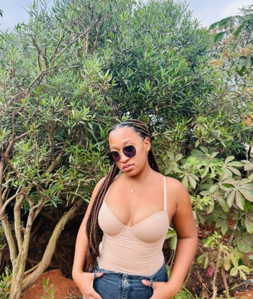 Mellanie, 22, Madagh