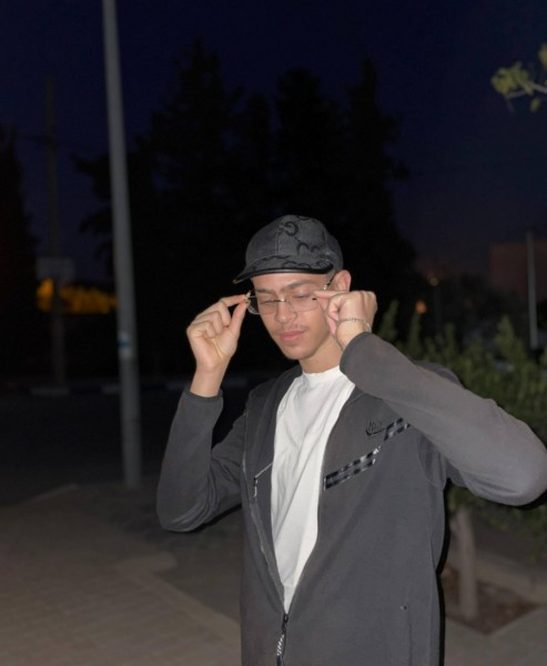 Med, 20, Pesnica