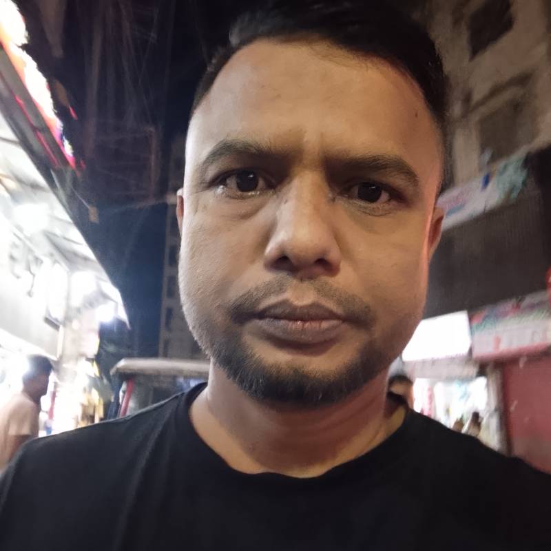 RazzAk, 36, Parilla
