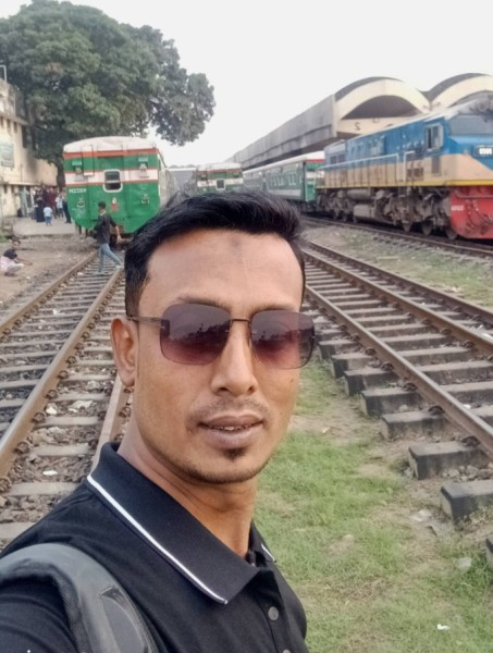 Alomgir Hossain, 38, Campo Belo