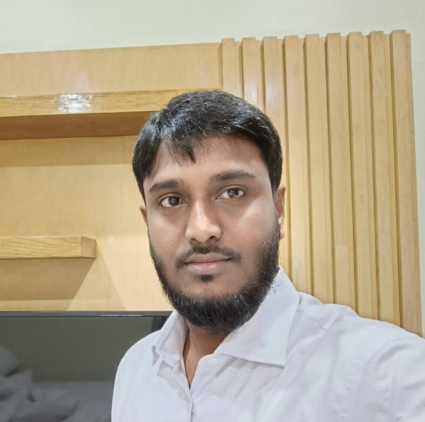 MD.ZAKARIA, 31, Qasre Shirin