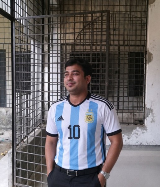 Shahadat, 31, Riverbank