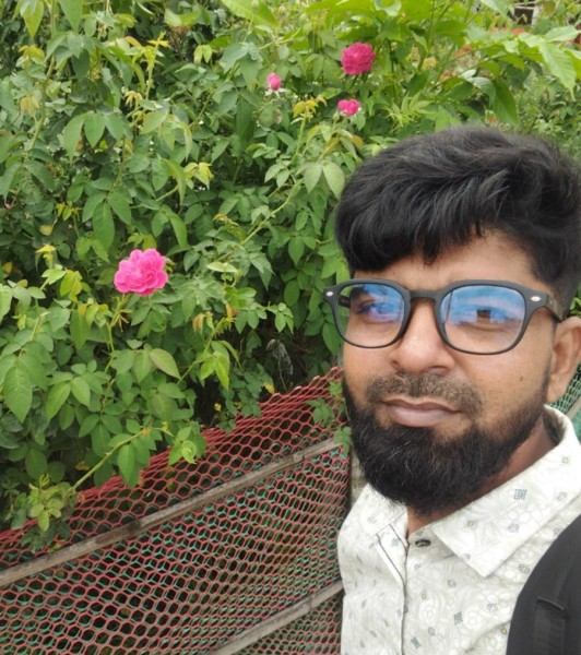 Ndim Hasan, 33, Redditch