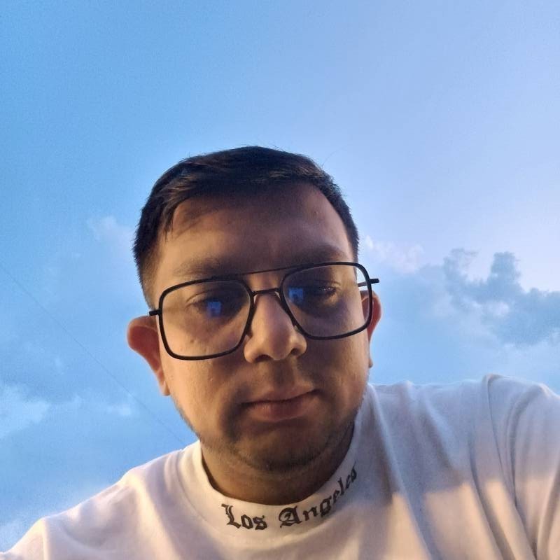 Tuhen, 29, Uetersen