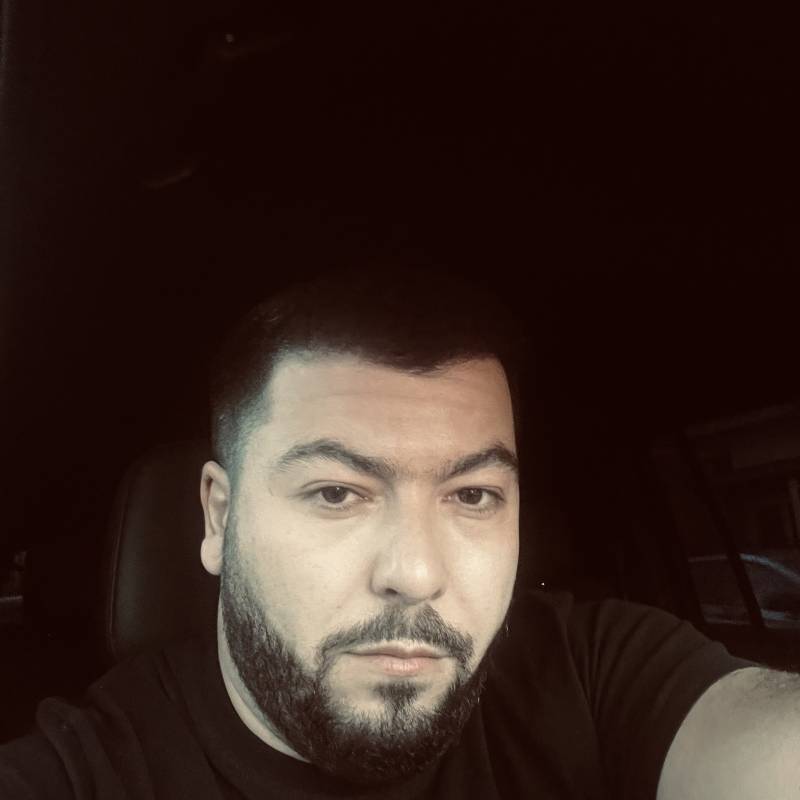 Vahagn, 34, Chintalavadi