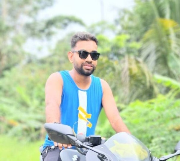 Ador, 31, Luxor