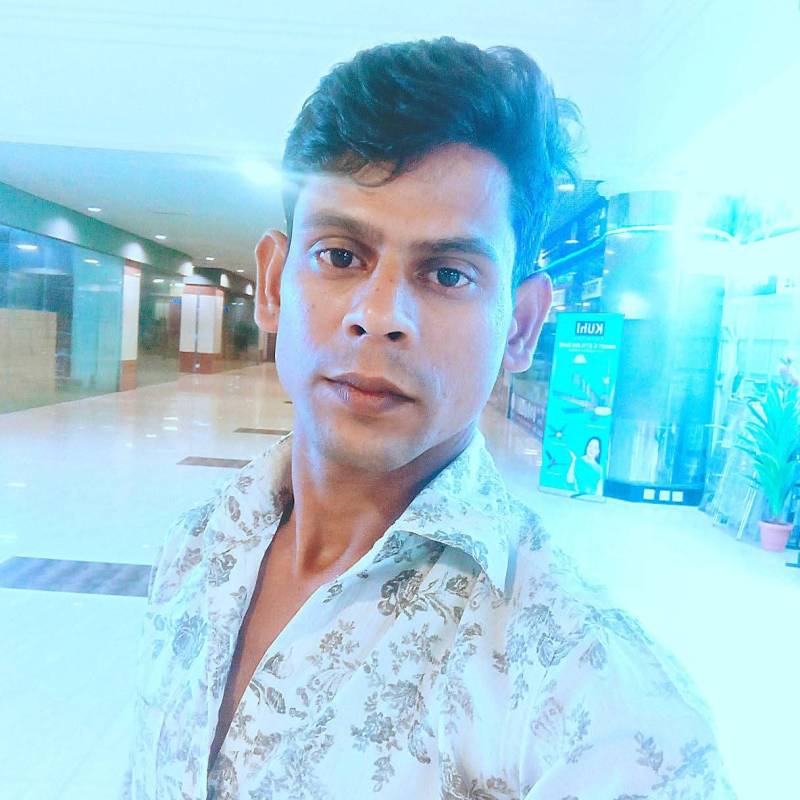 Shofik, 28, Orange