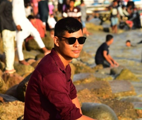 Ching, 23, Shoreline