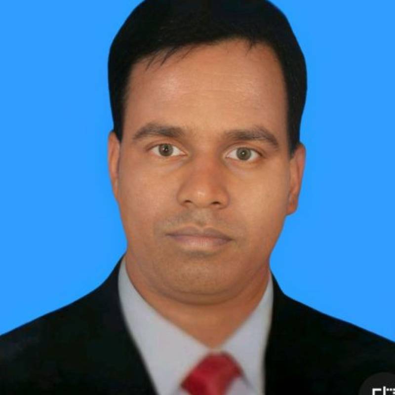 Latif, 47, Alcantara
