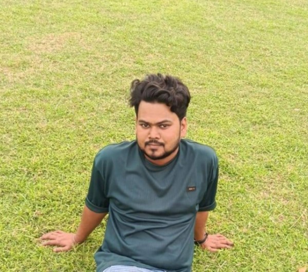 Eshan, 25, Itami