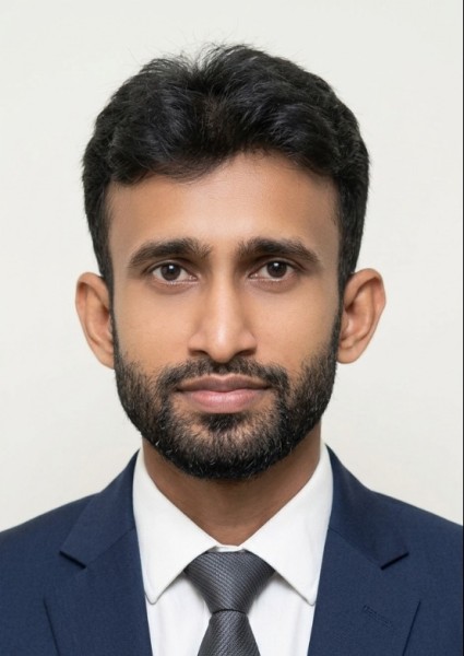 Sheikh, 32, Kolh Pur