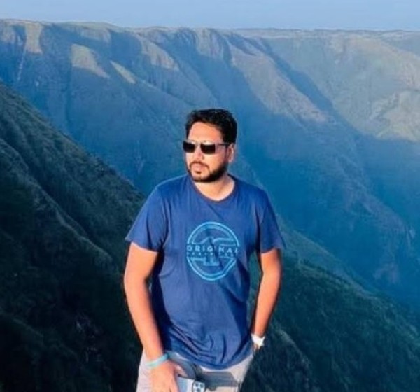 Roni, 27, Tanichchiyam