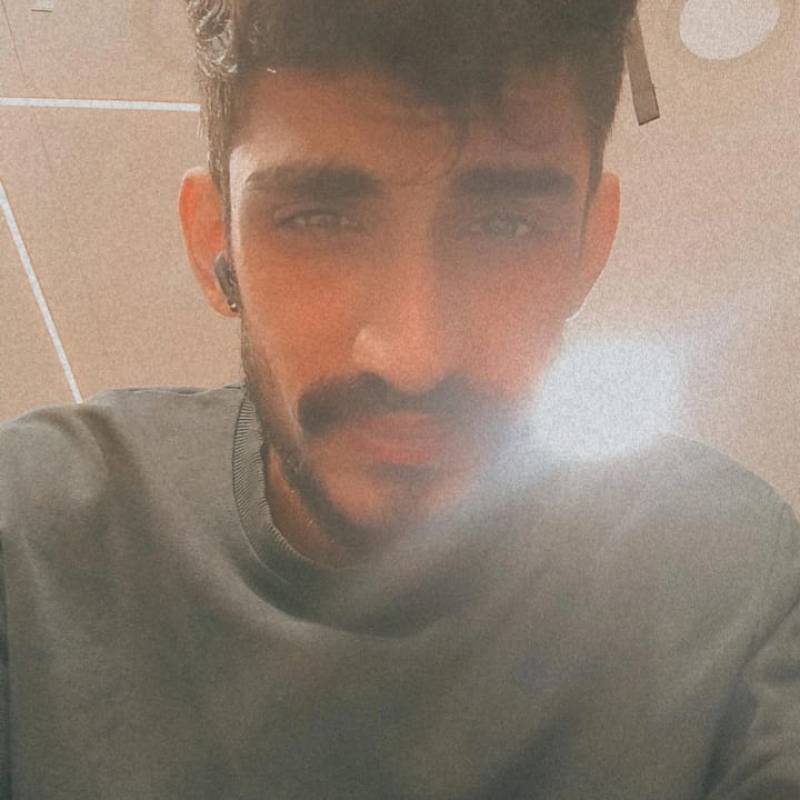https://ayodate.com dating Ameranus in India