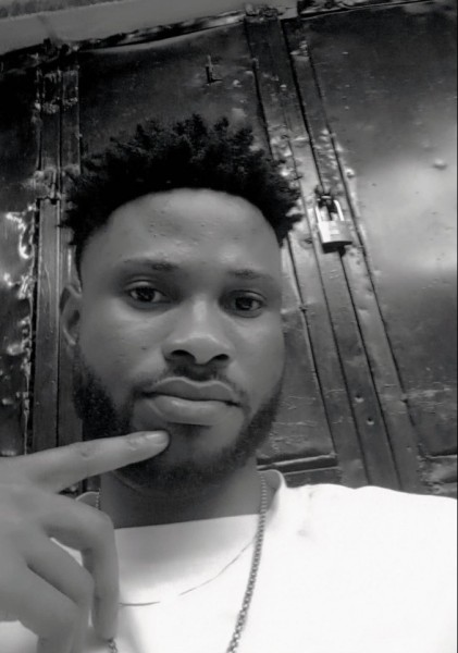 uzorAndrew63641 dating