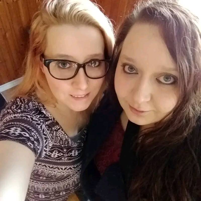 Violet77131 dating