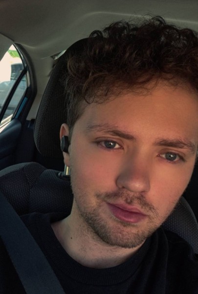 Brandon96090 dating