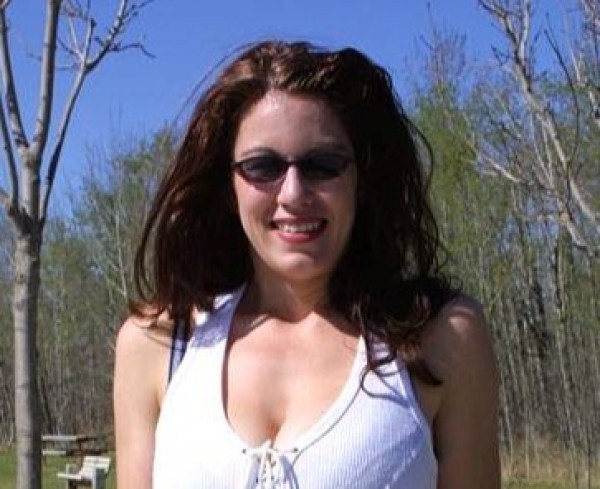 gloria79542 dating